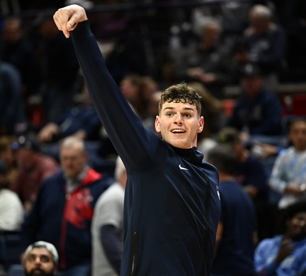 Donovan Clingan, UConn men's basketball player